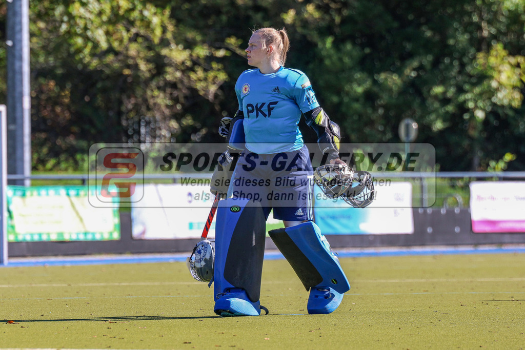 MJ_2022-10-09_Damen_DSD-Braunschweig-55 | Tina Weber (Eintracht Braunschweig #99), DSD Düsseldorf - Eintracht Braunschweig am 9.10.2022 in der Hockeyanlage DSD, Düsseldorf