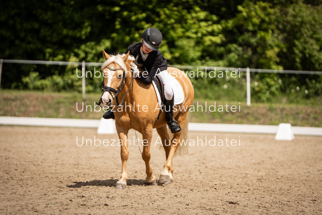 Bad_Meinberg_05073 | saradresslerfotografie - Realisiert mit Pictrs.com