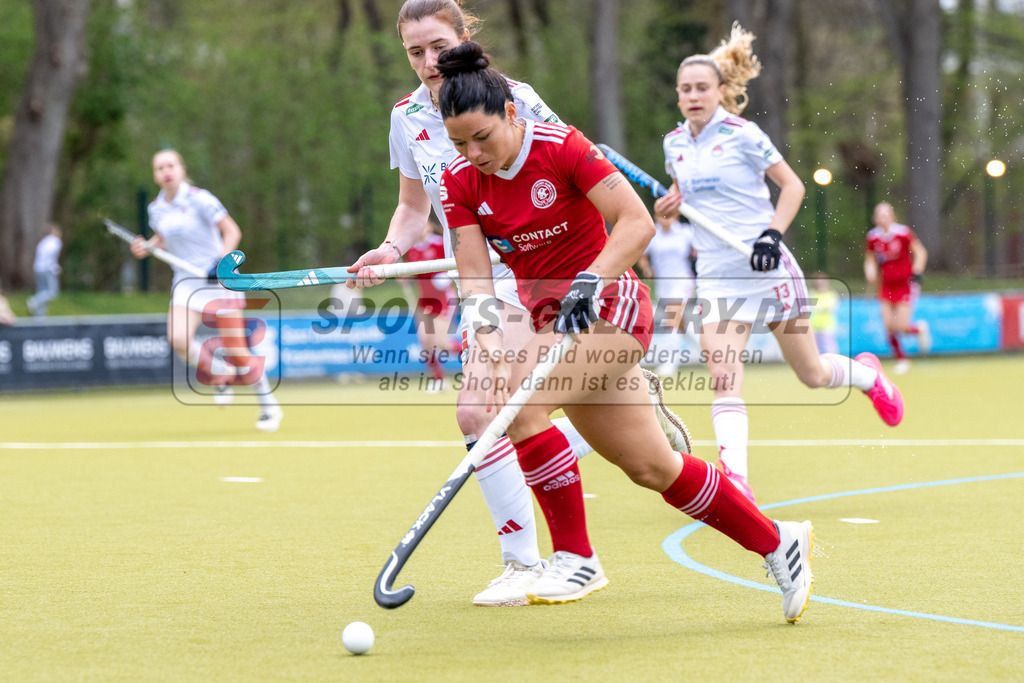 SFE_20260321_0094 | Köln, Deutschland, 21.03.26: Feldhockey 1. Bundesliga Damen zwischen Rot-Weiss Köln - Bremer HC im REWE Sportpark am 21.03.2026 in Köln, Deutschland. (Foto von Stephan Fehrmann)Köln, Germany, 21.03.26: Feldhockey 1. Bundesliga Damen between Rot-Weiss Köln - Bremer HC in REWE Sportpark at 21.03.2026 in Köln, Deutschland. (Foto from Stephan Fehrmann)