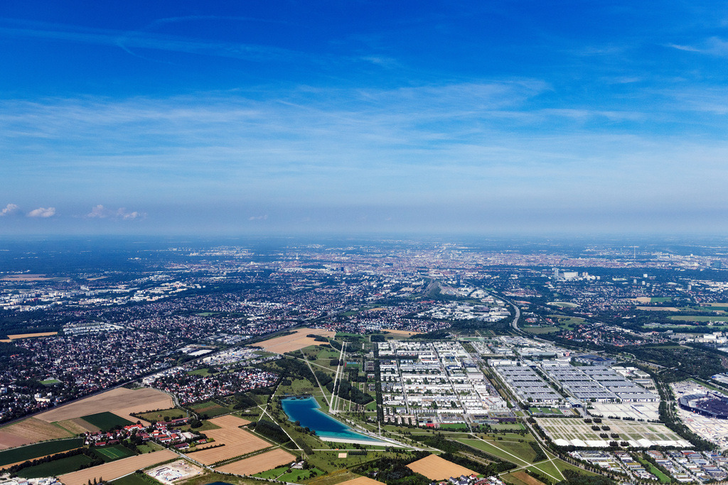 dr__0047872.jpg | MüNCHEN 19.07.2024 Ausstellungsgelände und Messehallen der " Messe München " an der Straße Am Messesee in München im Bundesland Bayern, Deutschland. Weiterführende Informationen bei: JAHN ARCHITECTURE, Inc.,  MESSE MÜNCHEN GMBH,  Werner Sobek AG. // Exhibition grounds and exhibition halls of the " Messe Muenchen " on street Am Messesee in the district Trudering-Riem in Munich in the state Bavaria, Germany. Further information at: JAHN ARCHITECTURE, Inc.,  MESSE MUeNCHEN GMBH,  Werner Sobek AG. Foto: Daniel Reiter