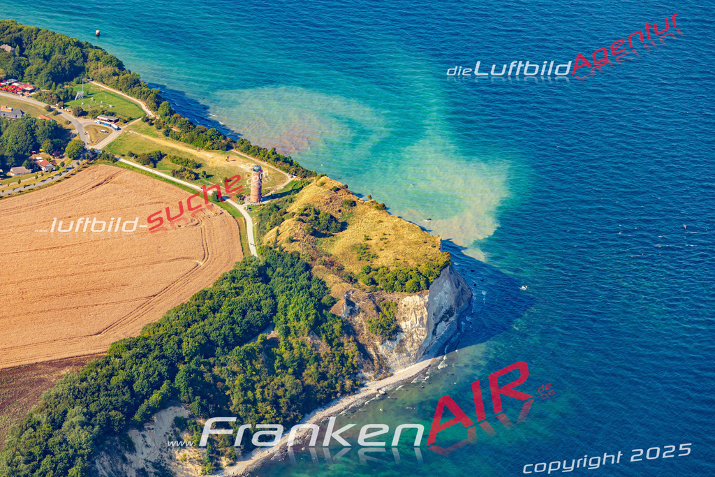 Schrägluftbild  Arkona  Putgarten - Das Luftbild wurde 2025 vom UL-Flugzeug heraus erstellt (ohne Drohne- keine Drohnenaufnahme ) - Hochauflösende Luftaufnahme -Nicht vergleichbar mit Google Maps oder Satelittenbilder- Die Geschenkidee !Mit Lizenz und Bildrechte bestellbar