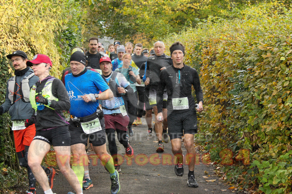251026_1005_EV4_4115 | Sportfotografie im Rhein-Sieg Kreis, Köln, Bonn, NRW, Rheinland Pfalz, Hessen, etc. Unser Tätigkeitsfeld umfasst den Laufsport vom Volkslauf über den Marathon, Duathlon, Triathon bis zum Ultralauf wie Kölnpfad Ultra oder Schindertrail.