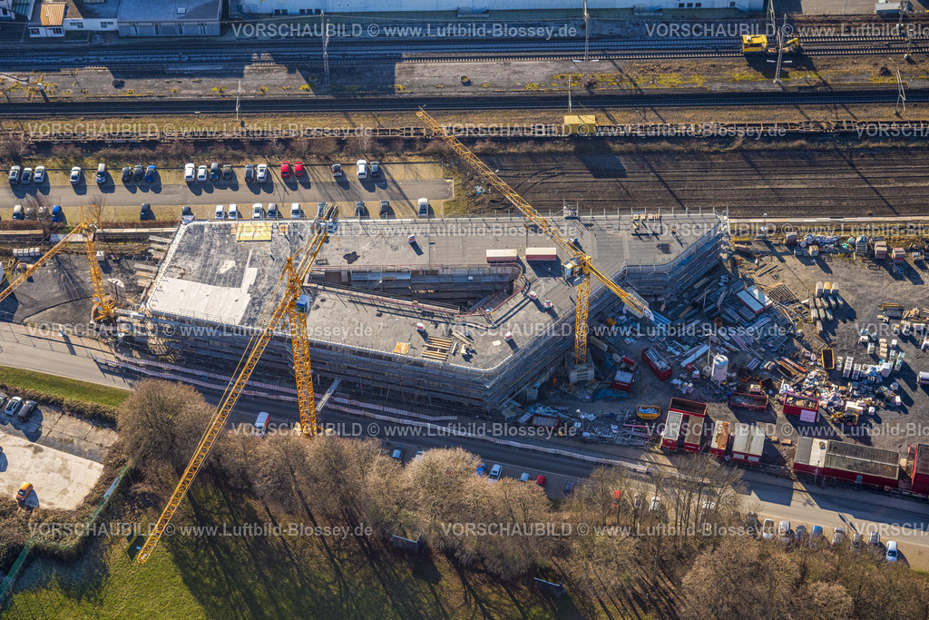Soest260104081 | Luftbild, Bahnhof Soest, Baustelle Werkstraße, Baustelle Bildungszentrum und Dienstleistungszentrum an der Bahnlinie für die VHS, das DiLAS und das Kundenzentrum der Stadtwerke, Soest, Südwestfalen, Nordrhein-Westfalen, Deutschland
