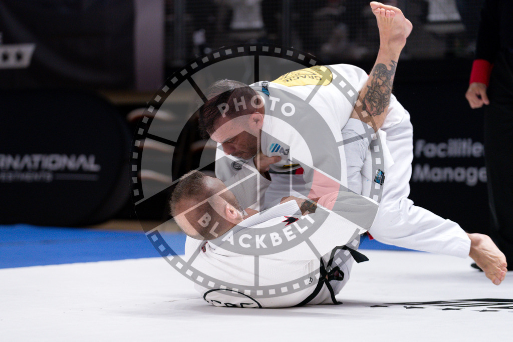 20241013PBB4987 | Athletes compete during the AJP Tour Europe Continental Jiu-Jitsu Amateurs & Masters Championship on October 13, 2024 in Almere near Amsterdam, Netherlands. © Chiara Dazi / photoblackbelt