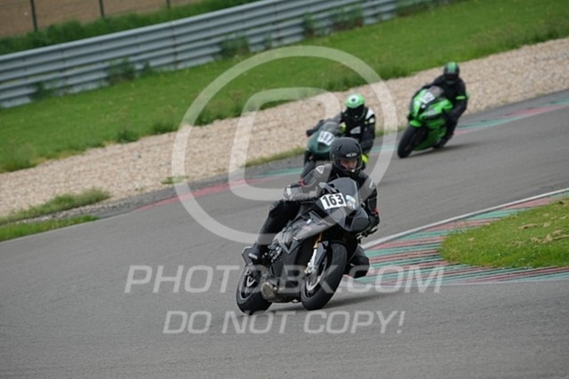 2024_05_13_PBK_13185 | Sportfotografie; SlowMotion; Video; Rennstrecke; Hafeneger; Speer; Racing; RSE; BMW; CBO; Trackday; Motorsportarena; Hockenheimring; Brno; Most; Barcelona; Valencia