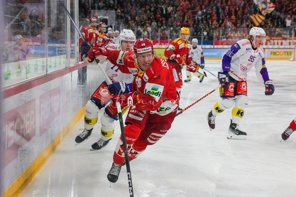 10242025_EHCB vs EHCK_wb-4892 | Sportbilder, Sportfotograf, Hochzeits- und Eventfotografin, Flugshows, Portraits und Tiershooting, Aviation, Downhill, Nationalleague, Swissleague, International