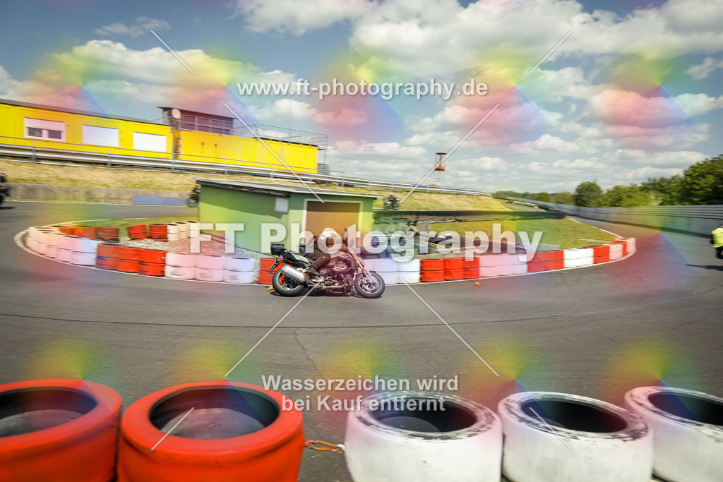 OBK_Mai_Justin_Uwe-11030 | Hier findet Ihr Bilder von Touristenfahrten auf der Nürburgring Nordschleife oder von anderen Veranstaltungen die ich besucht habe. Viel Spass beim Durch Schauen 