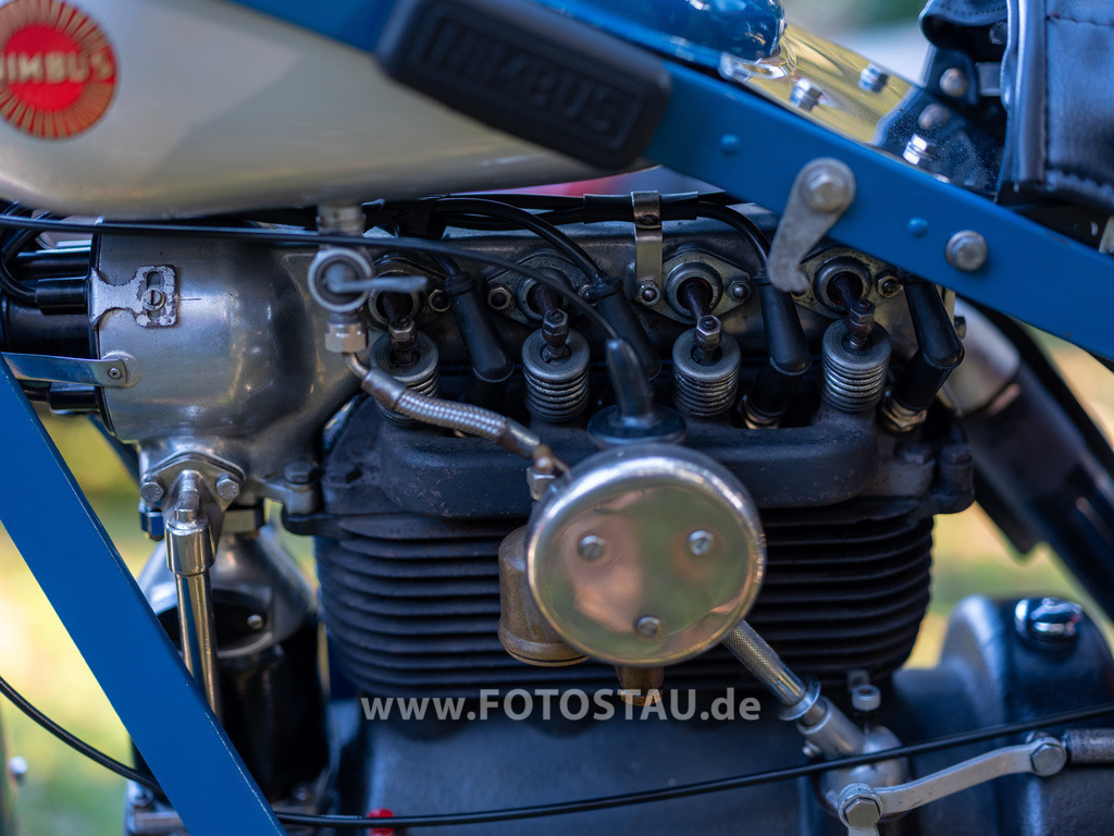 20251018-00120 | Erleben Sie hier die Faszination der klassischen Fahrzeuge in Bildern und lassen sich begeistern! - Realisiert mit Pictrs.com