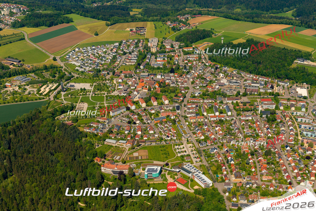 Das Luftbild zeigt : Wetzgau Schwäbisch Gmünd - Die Luftaufnahme wurde 2024 vom UL-Flugzeug aus erstellt ( keine Drohne ) - Hochauflösende Luftaufnahme - Für grossformatige Ausdrucke geeignet. Die Geschenkidee !Mit Lizenz und Bildrechte bestellbar