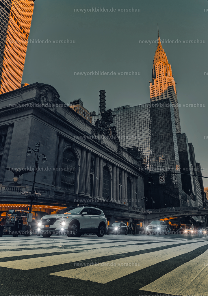 Grand Central Station & Chrysler Building Sunset | Licht und Schatten lassen die wunderbare Grand Central Station und eines meiner Lieblingsgebäude, dass Chrysler Building erstrahlen