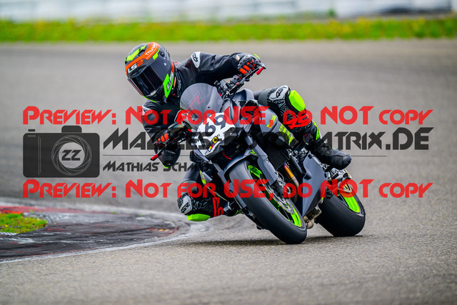 MaZZes_FotoMatrix_240804_6007705_3178 | Fotograf Mathias Schmid
Sportfotograf,
Eventfotograf,
Hochzeitsfotograf,
Portraitfotograf