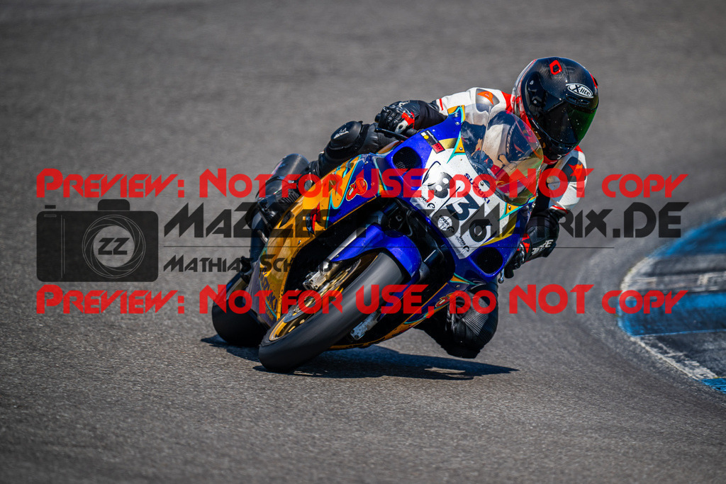 MaZZes_FotoMatrix_240520_6007705_5257 | ROT