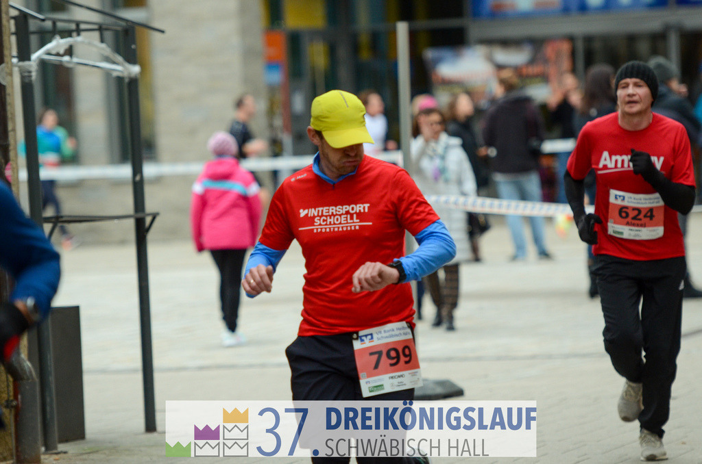 VR Bank Hauptlauf 10000m | 3 Koenigslauf 2023 - Realisiert mit Pictrs.com