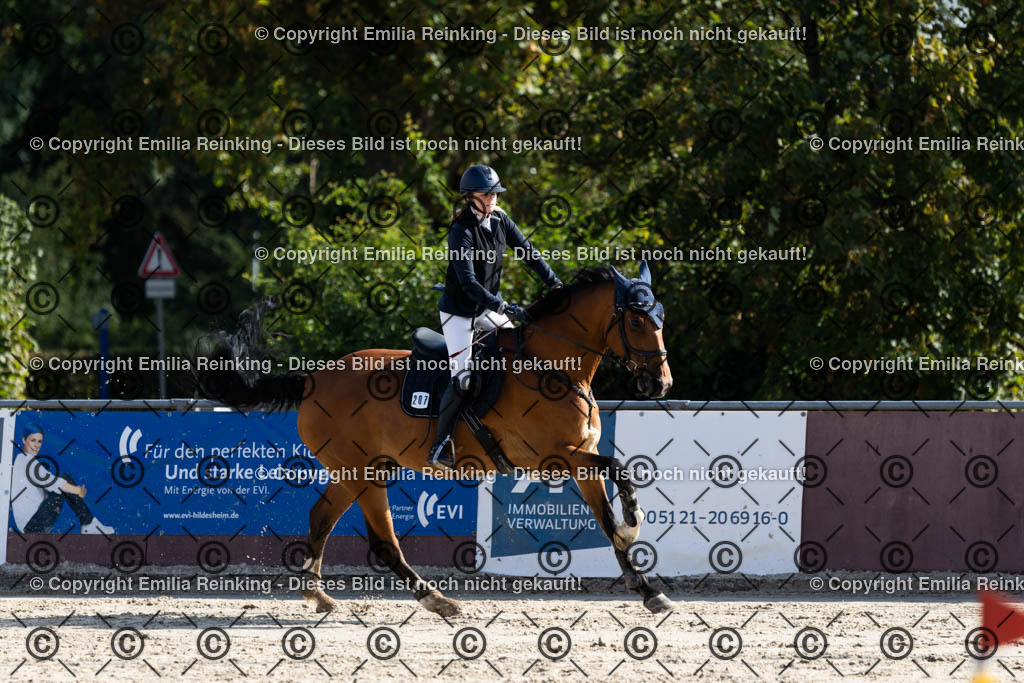 CL5A3518 | Emilia Reinking Fotografie - Realisiert mit Pictrs.com