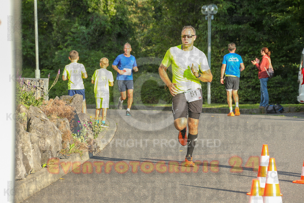 250801_1912_EX1_7291 | Sportfotografie im Rhein-Sieg Kreis, Köln, Bonn, NRW, Rheinland Pfalz, Hessen, etc. Unser Tätigkeitsfeld umfasst den Laufsport vom Volkslauf über den Marathon, Duathlon, Triathon bis zum Ultralauf wie Kölnpfad Ultra oder Schindertrail.
