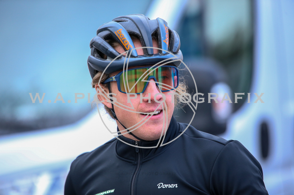 ..... | LEONDING,AUSTRIA,24.März.24 - 63.Radsaisoneröffnungsrennen Leonding Road Cycling League , Image shows: 
Photo: WAPICS / Andreas Willdoner