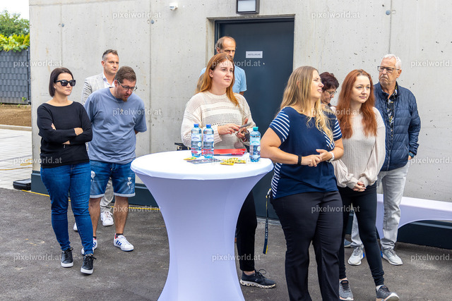 Schlüsselübergabe der Wohnanlage Almweg | Bildershop von pixelworld.at - Realisiert mit Pictrs.com