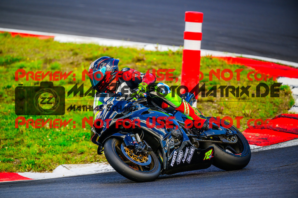 MaZZes_FotoMatrix_240911_6007705_9937 | SBK