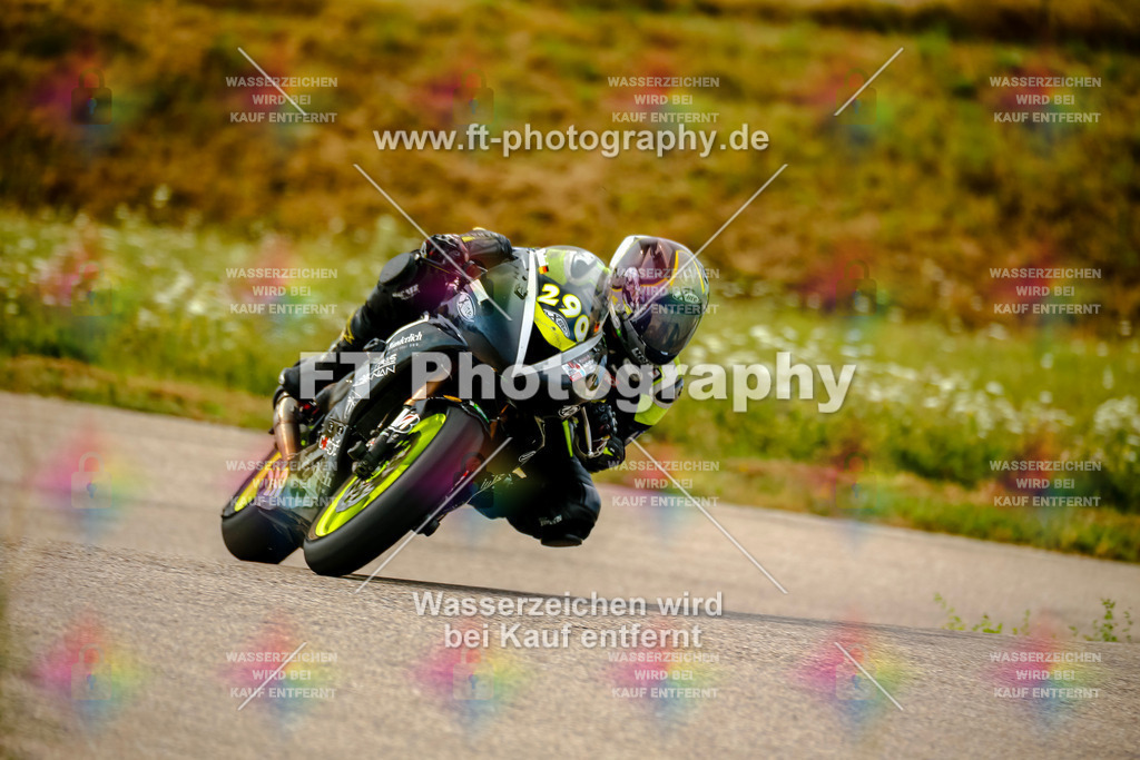 Chambley Juli-0710 | Hier findet Ihr Bilder von Touristenfahrten auf der Nürburgring Nordschleife oder von anderen Veranstaltungen die ich besucht habe. Viel Spass beim Durch Schauen 