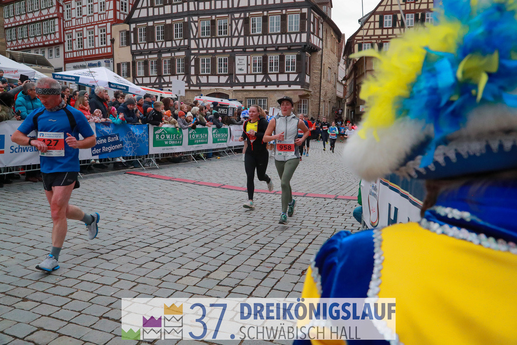 VR Bank Hauptlauf 10000m | 3 Koenigslauf 2023 - Realisiert mit Pictrs.com