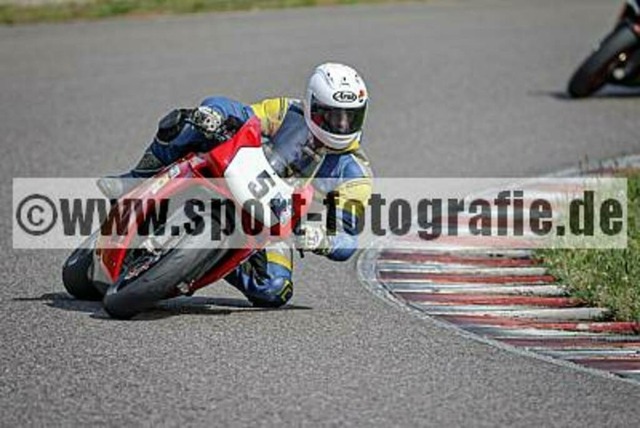 pube0875 | Professionelle Fotos von Sportveranstaltungen, aber auch Hochzeiten und anderen Events. - Realisiert mit Pictrs.com