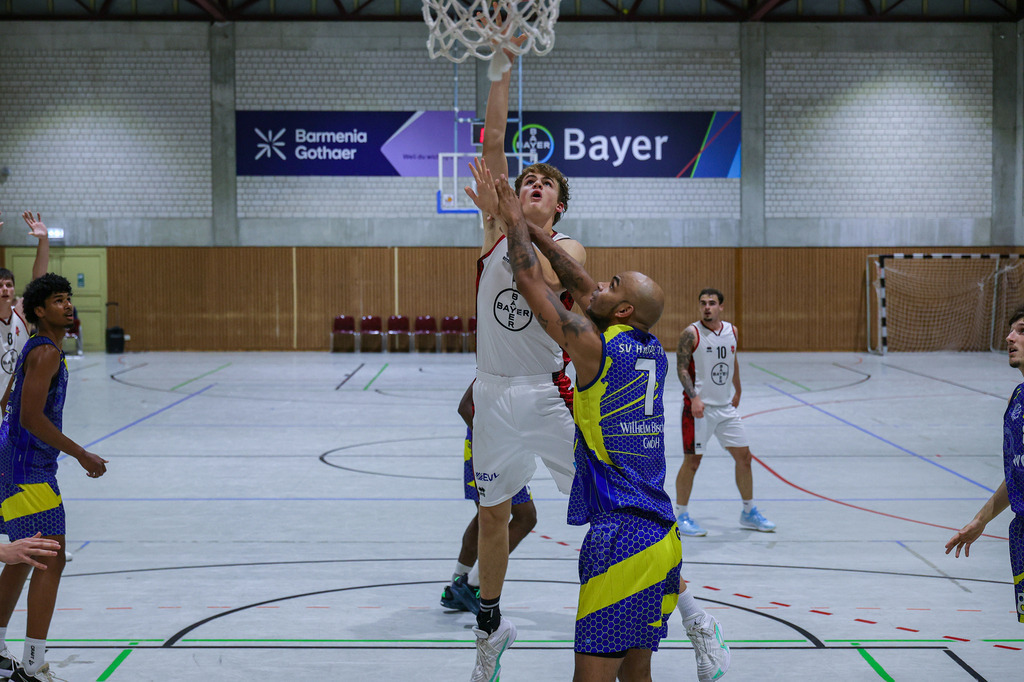 Regio BAYER GIANTS vs SV Haspe 70-65 | Fotos von Basketballspielen aus dem Raum NRW fotografiert von Gero Mueller-Laschet und Daniel Schaefer - Realisiert mit Pictrs.com