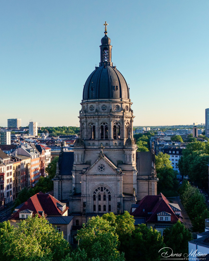 dji_fly_20250507_205200_0406_1746554125135_photo_dng 2 | default