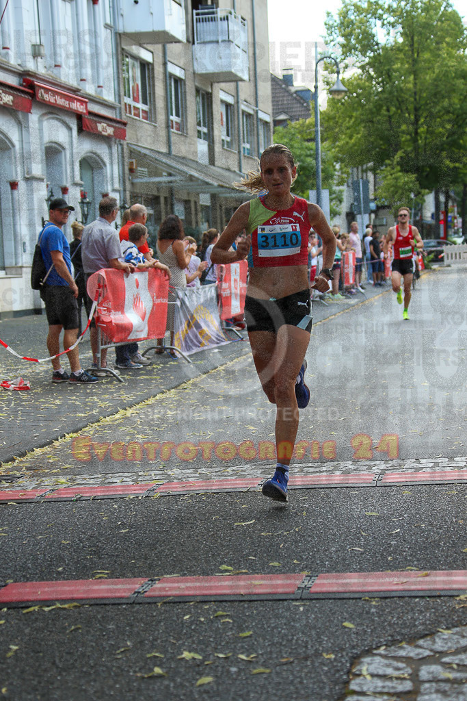 220625_1635_EX1_4713 | Sportfotografie im Rhein-Sieg Kreis, Köln, Bonn, NRW, Rheinland Pfalz, Hessen, etc. Unser Tätigkeitsfeld umfasst den Laufsport vom Volkslauf über den Marathon, Duathlon, Triathon bis zum Ultralauf wie Kölnpfad Ultra oder Schindertrail.
