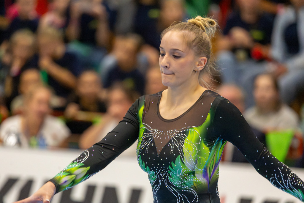 Deutsche Turnliga DTL (Bundesliga) der Frauen, 3. Wettkampftag 2025 in Ketsch***Karina Schönmaier (TSV Tittmoning-Chemnitz) am Boden | Deutsche Turnliga DTL (Bundesliga) der Frauen, 3. Wettkampftag 2025 in Ketsch***Karina Schönmaier (TSV Tittmoning-Chemnitz) am Boden - Realisiert mit Pictrs.com