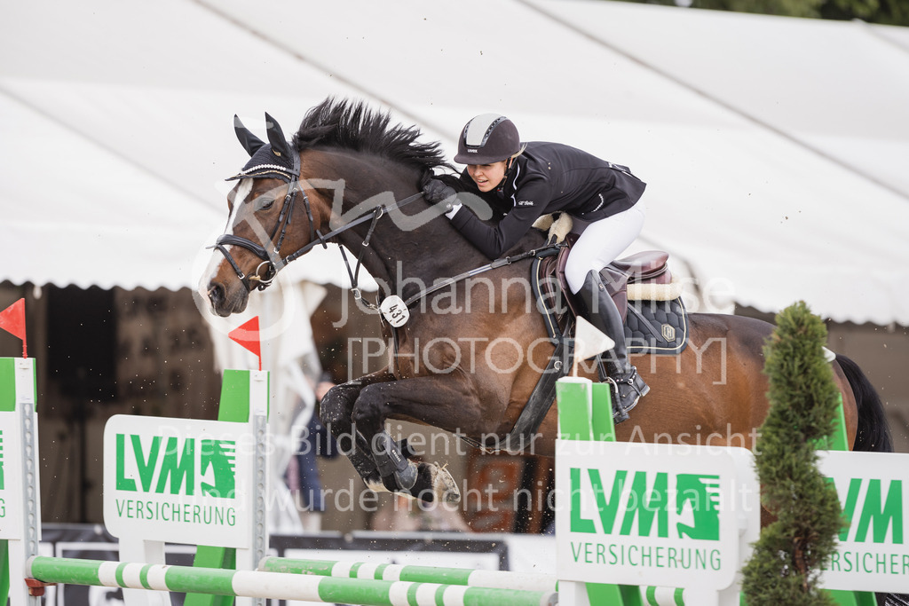 230520_MayDays_L-Spr-U25-423 | Deine schönsten Turniermomente als professionelle Fotos! Entdecke hochwertige Pferdesport-Fotografie im Online-Shop. Jetzt Fotos finden & bestellen!