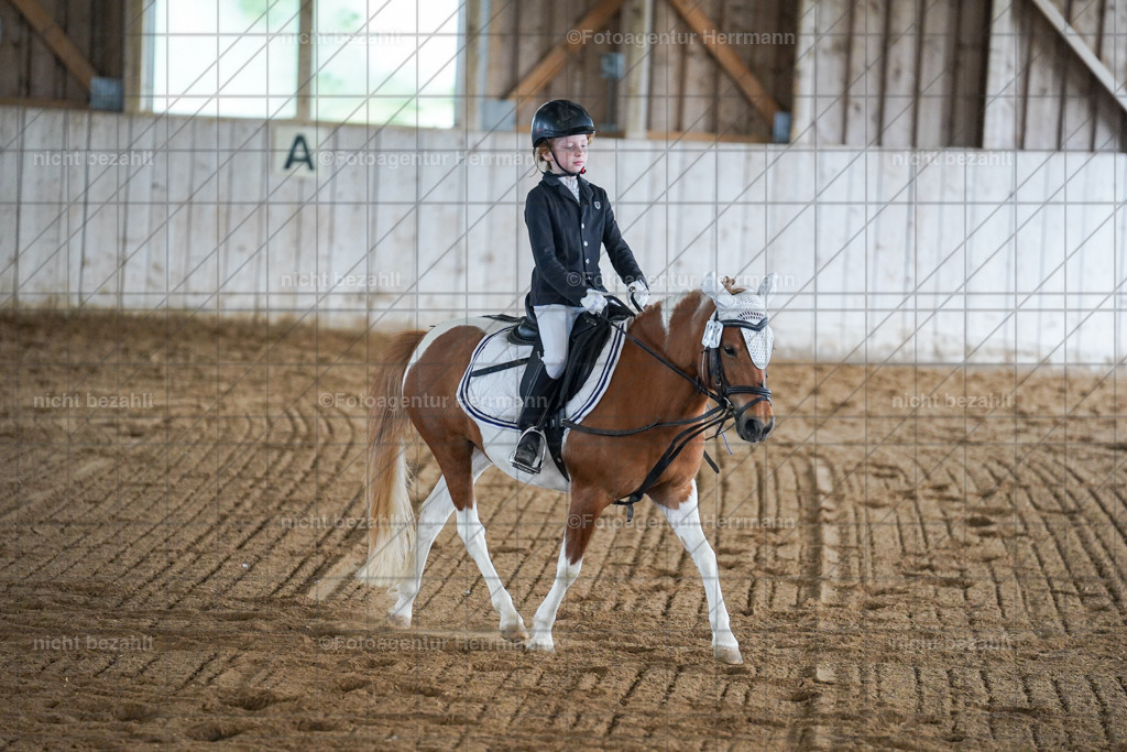 20230521-FAH05903 | Frühjahrsturnier, Landsberg am Lech, 2023, Reitclub Landsberg, Turnierbilder, Fotos Turnier Landsberg, Fotoagentur Herrmann, Turnierfotografen Bayern, Reitsport Fotograf, Pferde Fotograf