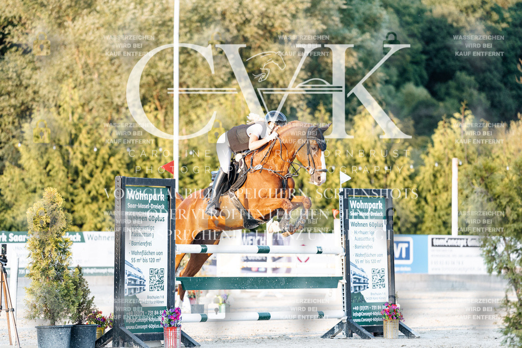 CK901088 | Turnierfotografie Pferdefotografie Trier Rheinland-Pfalz Pferdesport Reitsport Tierfotografie Sportfotografie Pferdevideo Pferdevideografie Equestrianvideography equestrianphotography  - Realisiert mit Pictrs.com
