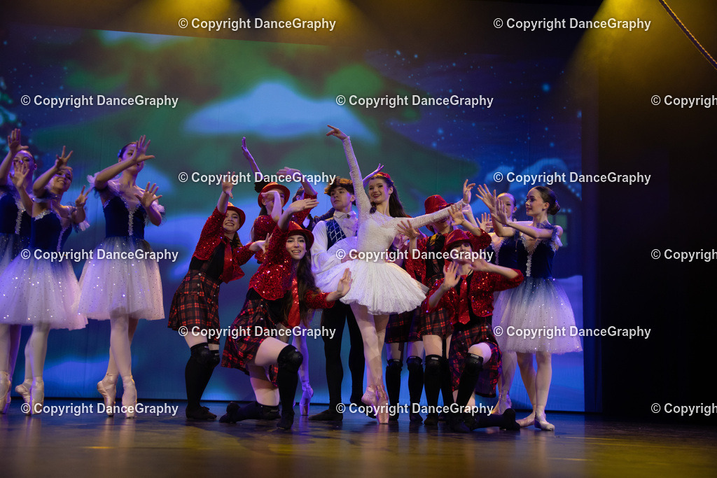 GPHY3562 | DanceGraphy - Realisiert mit Pictrs.com