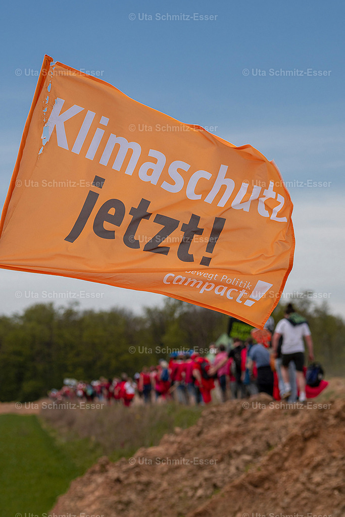 Rote-Linie-Hambach_12 | CEUS Design - Realisiert mit Pictrs.com