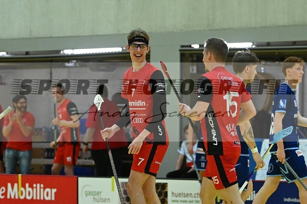 aDSC_6940 | Kaufen Sie Sportbilder im Onlineshop von Andy Scherrer Sportfotografie. Faszinierende Bilder von Sportevents aus der ganzen Schweiz. Fussball, Frauenfussball, Unihockey, Handball, Schwingen und weiteren Sportarten. - Realisiert mit Pictrs.com