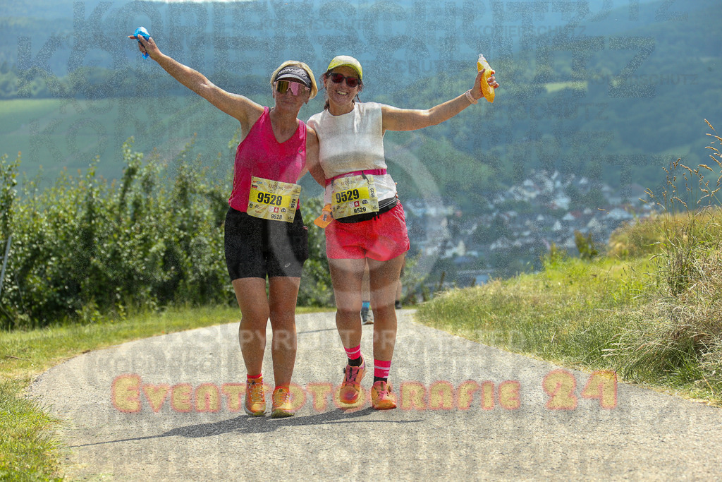 250614_1406_EX1_0140 | Sportfotografie im Rhein-Sieg Kreis, Köln, Bonn, NRW, Rheinland Pfalz, Hessen, etc. Unser Tätigkeitsfeld umfasst den Laufsport vom Volkslauf über den Marathon, Duathlon, Triathon bis zum Ultralauf wie Kölnpfad Ultra oder Schindertrail.