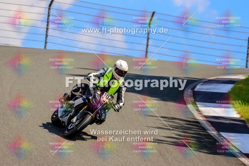 _TCM4545 | Hier findet Ihr Bilder von Touristenfahrten auf der Nürburgring Nordschleife oder von anderen Veranstaltungen die ich besucht habe. Viel Spass beim Durch Schauen 