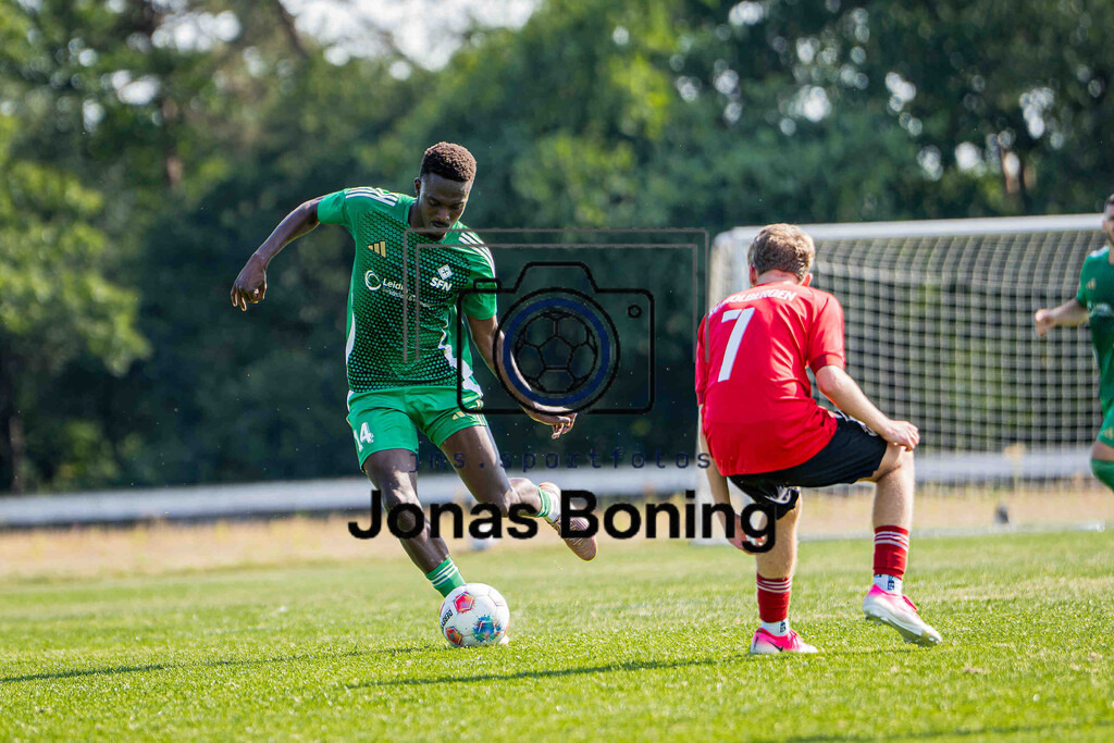 Fußball I Herren I Saison 2026-2027 I Bezirksliga Weser-Ems 4  I 1. Spieltag I SFN Vechta - SV Molbergen I 16554 | jns.sportfotos - Realisiert mit Pictrs.com