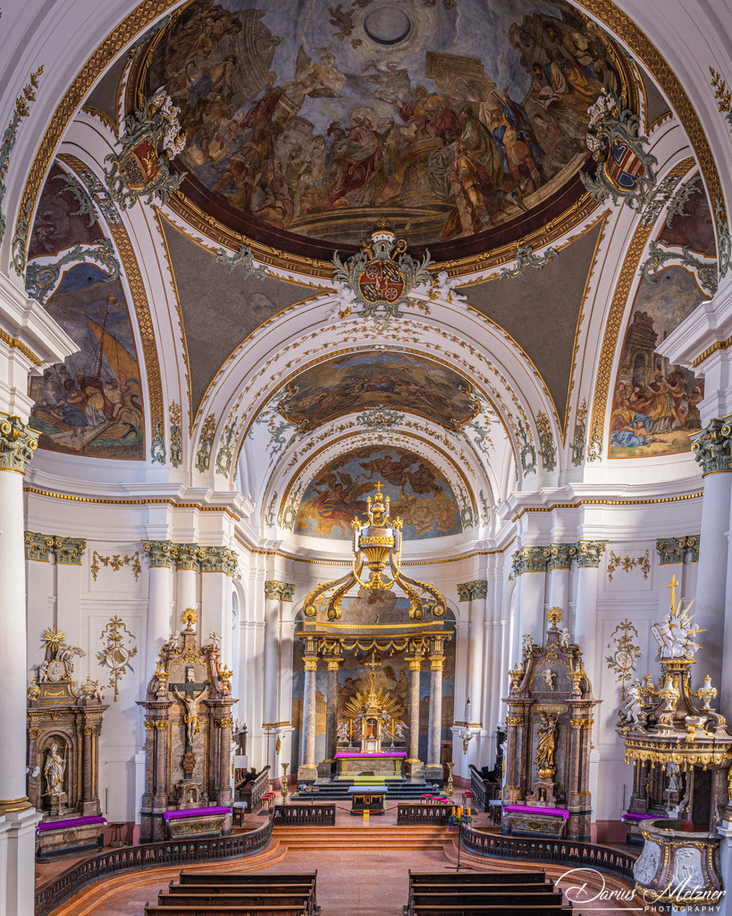 St. Ignaz in Mainz von Innen  | Die katholische St. Ignaz Kirche in Mainz von Innen