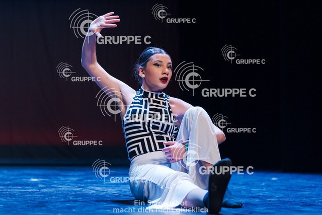 TANZTage25_032212314400077GT_GT | TANZtage 2025 Duisburg  - Photo by Gruppe C Photography - Realisiert mit Pictrs.com