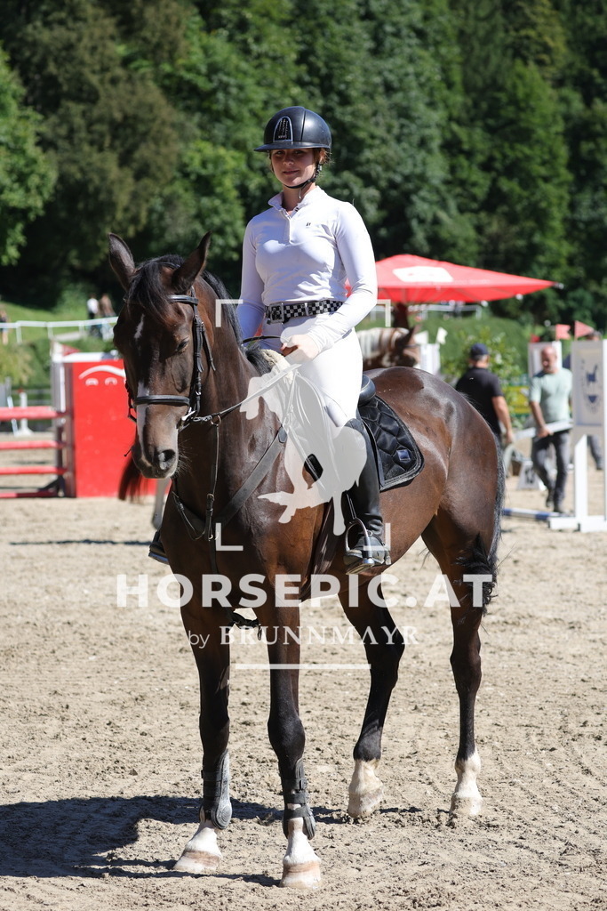 0P6A6897 | Willkommen bei Brunnmayr - Design & Fotografie – Ihrem Spezialisten für Reitturniere und Pferdeveranstaltungen in Oberösterreich, Salzburg und Bayern! Seit über 17 Jahren sind wir leidenschaftlich dabei.