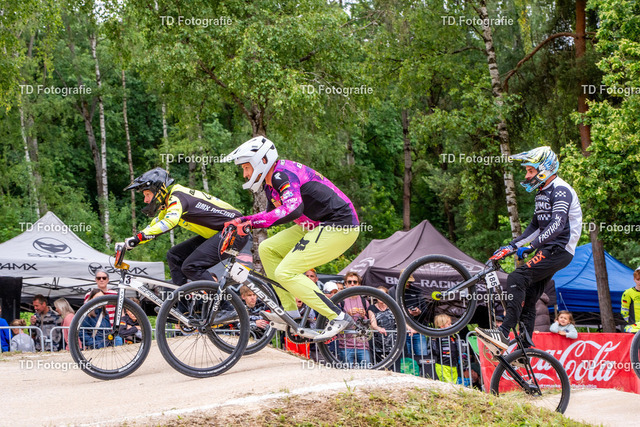 BayBMX2026-05305 | Fotogalerie von Thomas Dettweiler mit Eventbildern und lizenzfreien Fotos. Perfekt als Wandbild, für Büro, Website oder private Nutzung. - Realisiert mit Pictrs.com