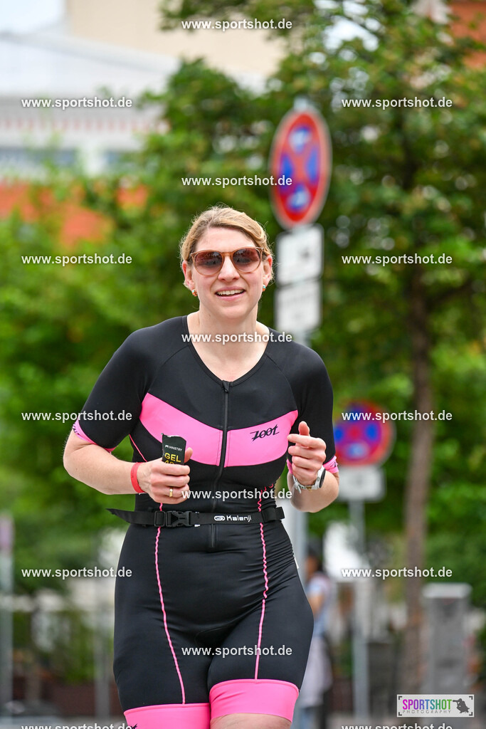 SZI_5280 | Stadttriathlon Erding 2025. #yourpictrs #sportshot_your_pictrs @Sportshotphotography #stadttriathlonerding Copyright: www.sportshot.de