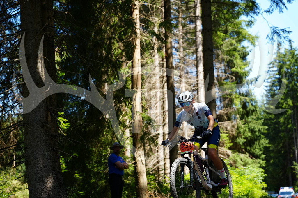 FC101904 | Fotogalerie der Treibjagd im Dunkelwald - Dein MTB Etappenrennen im Erzgebirge - Realisiert mit Pictrs.com
