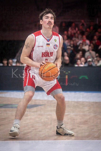 Barmer 2. Basketball Bundesliga ProA: Rheinstars Koeln vs. BBC Bayreuth, 11.01.26 | Köln, 11.01.26 - Jasper Günther (RheinStars Köln, 6, PG) während des Spiels der Barmer 2. Basketball Bundesliga ProA: Rheinstars Koeln vs. BBC Bayreuth in der Motor World in Köln.