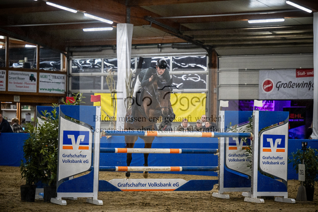 DOS_0624 | Entdecke hochwertige Reitturnierfotos von Foto Oger. Professionell, emotional und authentisch – jetzt Lieblingsmomente im Shop bestellen.Deutschlandweite Turnierfotografie. - Realisiert mit Pictrs.com