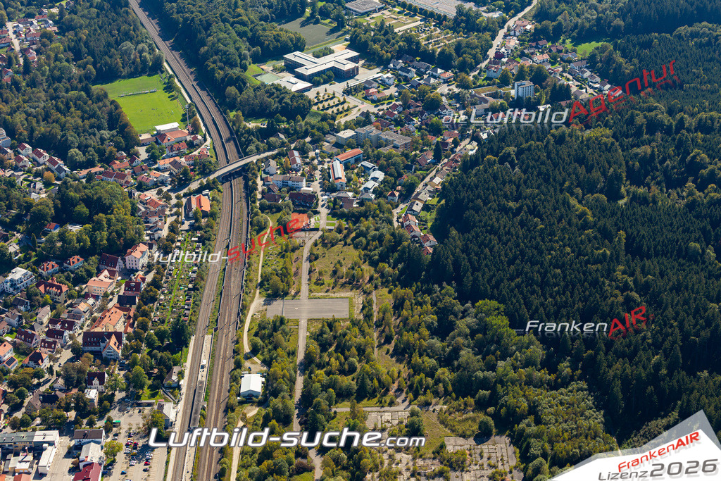 Aktuelles Luftbild von  Kirchseeon Kauf mit Lizenz / Bildrechten möglich- Die Luftaufnahme wurde 2021 mittels UL-Flugzeug erstellt ( keine Drohne ) - hochauflösende Kamera-Systeme von  Canon -Beste Qualität - Für grossformatige Ausdrucke geeignet. Die Geschenkidee !