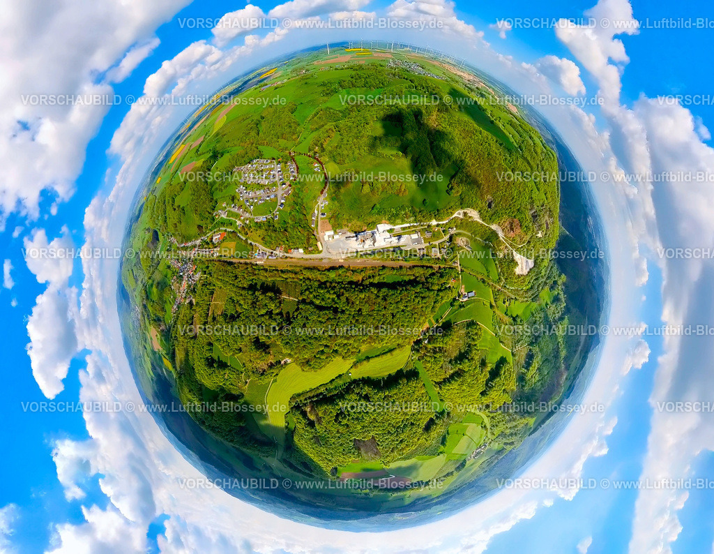 Brilon240590459Messinghausen | Luftbild, Wohngebiet Ortsansicht Ortsteil Messinghausen mit Rheinkalk GmbH Werk Messinghausen, umgeben von Wald und Wiesen, Erdkugel, Fisheye Aufnahme, Fischaugen Aufnahme, 360 Grad Aufnahme, tiny world, little planet, fisheye Bild, Messinghausen, Brilon, Sauerland, Nordrhein-Westfalen, Deutschland