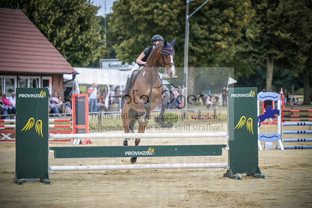 DOS_7033 | Entdecke hochwertige Reitturnierfotos von Foto Oger. Professionell, emotional und authentisch – jetzt Lieblingsmomente im Shop bestellen.Deutschlandweite Turnierfotografie. - Realisiert mit Pictrs.com