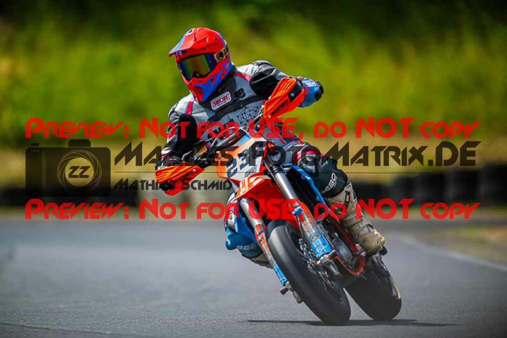 MaZZes_FotoMatrix_220528_9913 | Fotograf Mathias Schmid
Sportfotograf,
Eventfotograf,
Hochzeitsfotograf,
Portraitfotograf